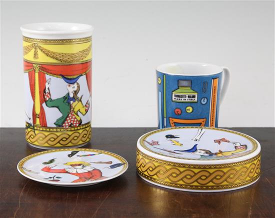 Fornasetti for Rosenthal: Four Commedia dellArte items, 9cm, the majority boxed (5)